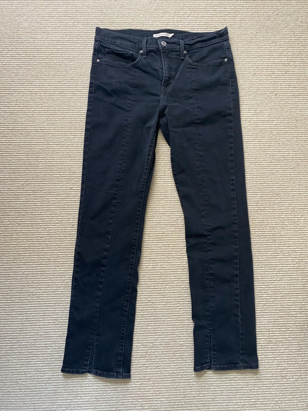 Levi's 314 Black Jeans Shaping Straight Center Seam Split Hem Size 31